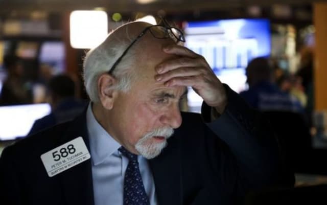 Stocks Are Sitting at a Crossroads