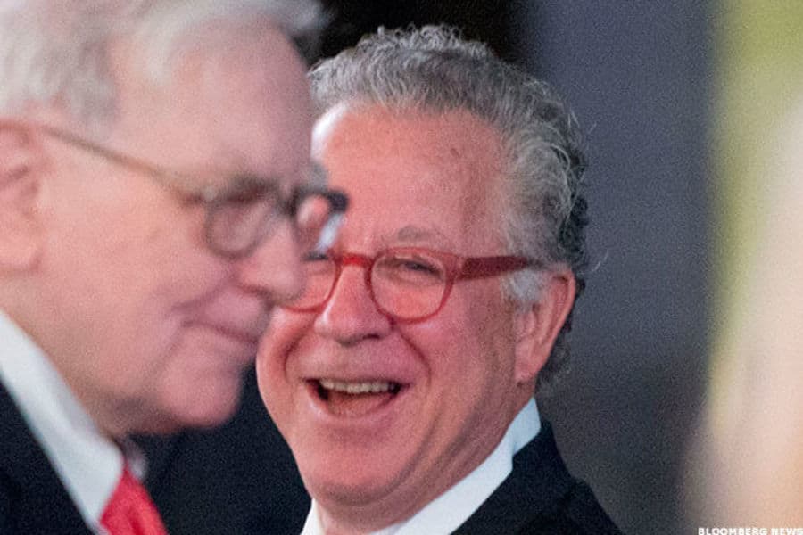 Doug Kass: Here’s What I Asked Warren Buffett About This Very Moment