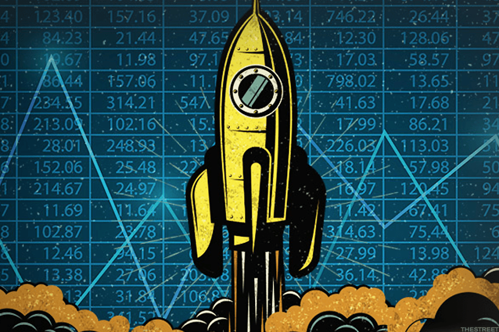 Memory Stocks Go Parabolic as Rotation Kicks Into High Gear
