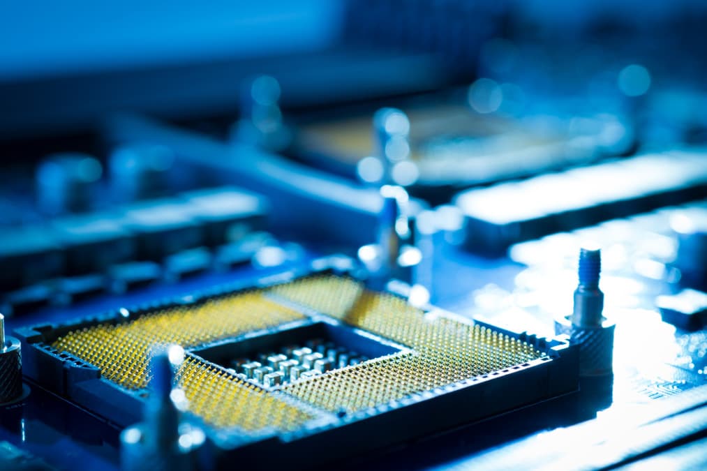 Chart of the Day: All Indicators on Applied Materials Point Higher