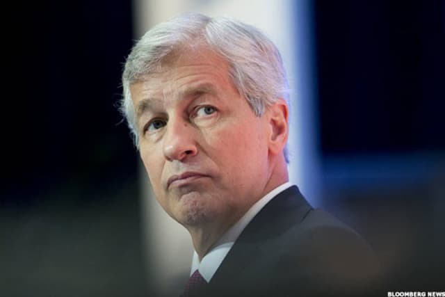 Don't Be a Sucker: JPMorgan, Goldman Sachs Bet Against Private Credit