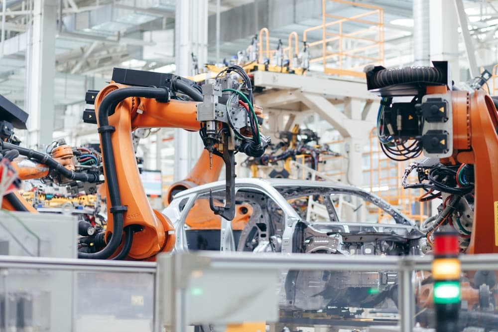 Industrial Output Jumps the Most Since April to Highest Since 2018